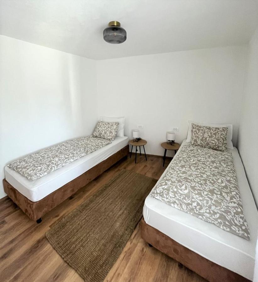 Apartment Lorun 47 Тар Экстерьер фото